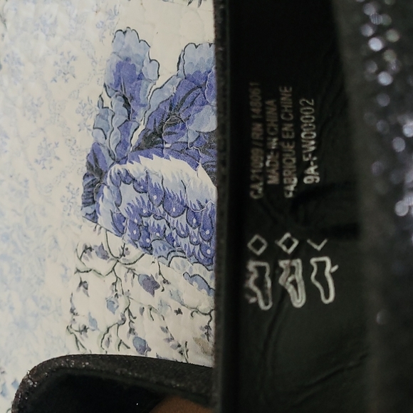 GUC Ardene Comfort Foam+ Black Sparkle Flats Size 8 - Picture 2 of 5